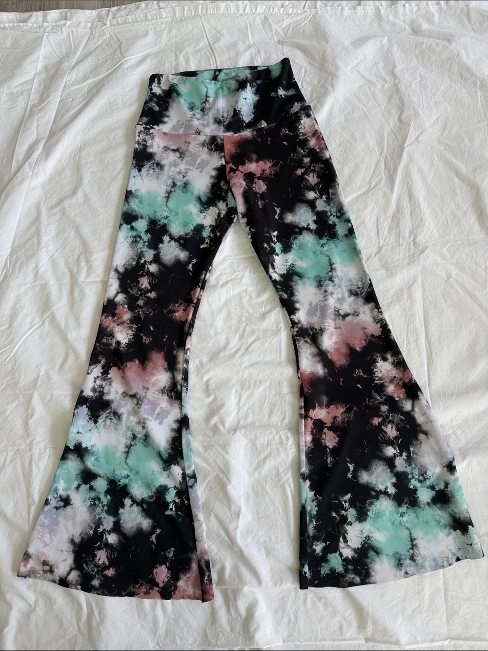 Women’s Tie-Dye Flared Leggings in Black, Mint & Pink